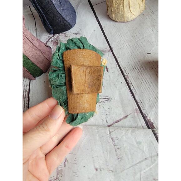 Vintage Folk Art Nativity Set Paper mache? Felt? Made In Philippines READ - Picture 16 of 16